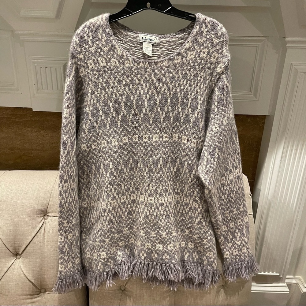 AT: Vintage L.L. Bean Sweater Women L Lambs Wool Mohair Blend Fair Isle Fringe